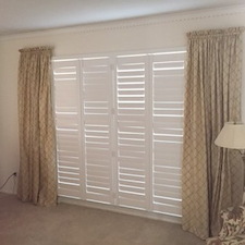 plantation-shutters-hidden-tilt-divider-rail-chesterfield 3