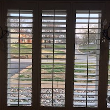 plantation-shutters-split-vs-divider-vs-no-split 0