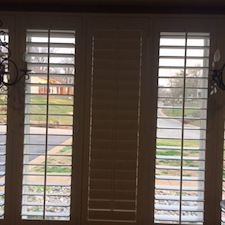 plantation-shutters-split-vs-divider-vs-no-split 1