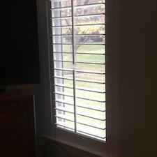 plantation-shutters-split-vs-divider-vs-no-split 3