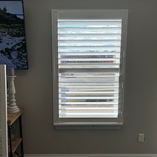 Striking Graber L-Frame vs Deco Frame Plantation Shutters on Deer Grove Ct in St. Peters, MO 1