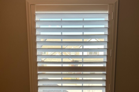 Terrific Graber L-Frame Vs Deco-Frame Plantation Shutter Install Comparison On Deer Grove Court In St. Peters, MO